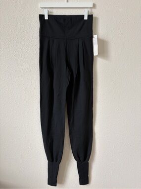 Lululemon Stir Up Pant Size 6 Black RARE Dance Ballet Pleated Roll Down Waist